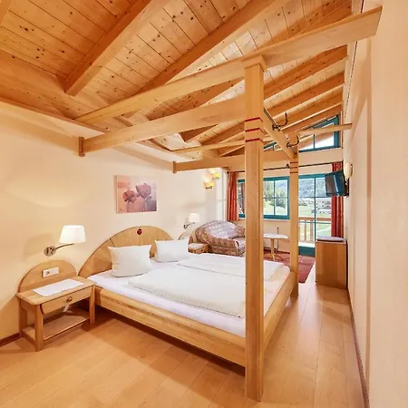 Sunny Hotel Sölden