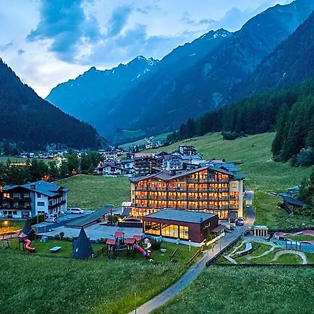 Sunny Sölden