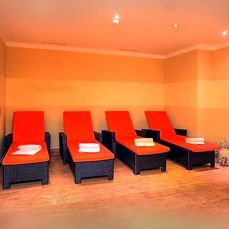 Hotell Sunny 4*