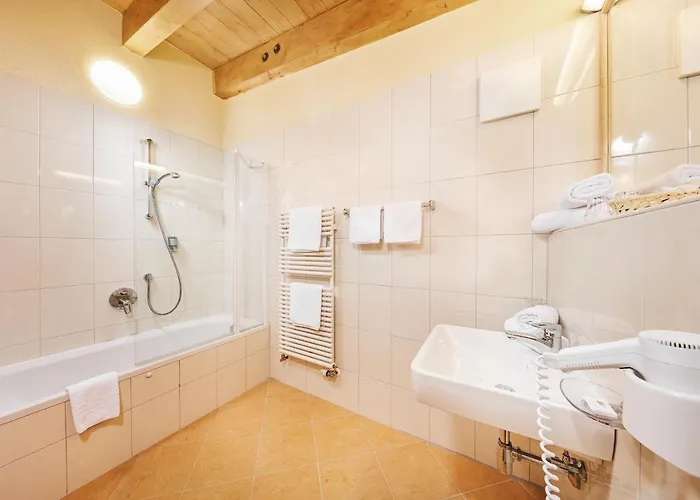 Sunny فندق سولدن