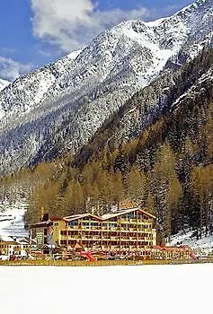 Sunny فندق سولدن