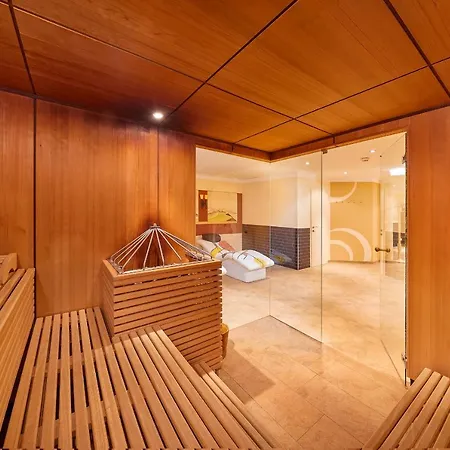Sunny Hotel Solden