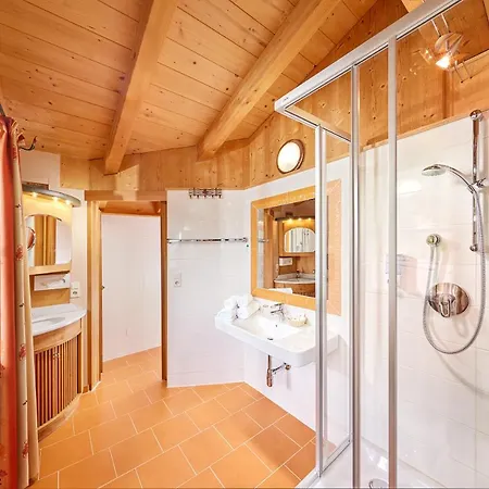 Ξενοδοχείο Sunny 4*