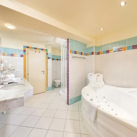 Sunny Ζόλντεν